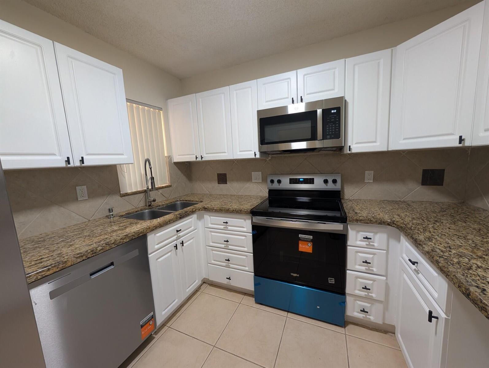 3830 Coral Tree Circle, Coconut Creek FL 33073 photo 2
