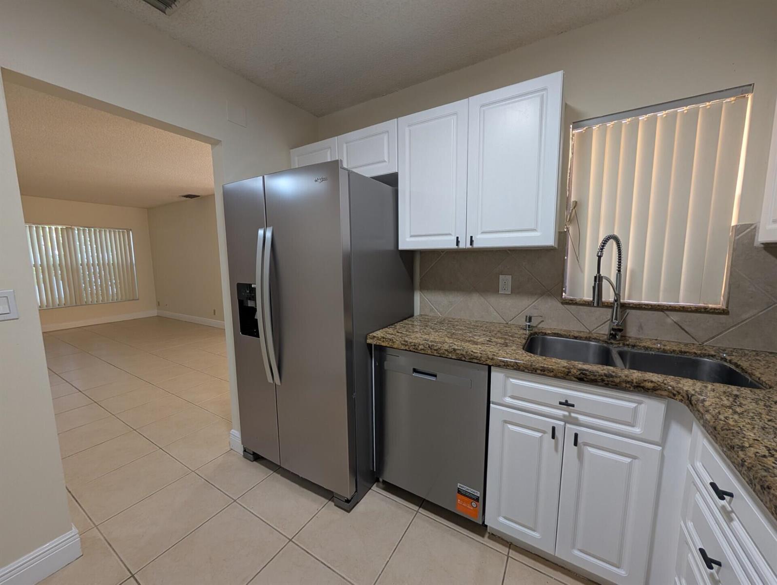 3830 Coral Tree Circle, Coconut Creek FL 33073 photo 3