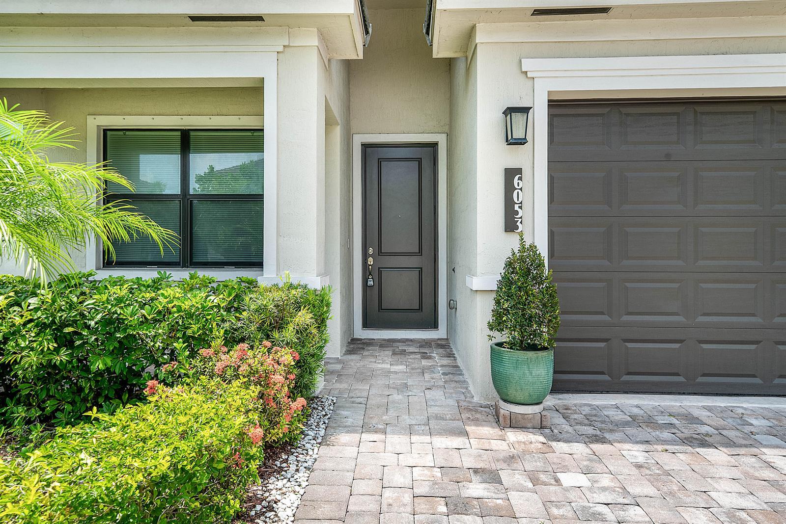 6053 Oceanaire Way, Lake Worth FL 33467 photo 2