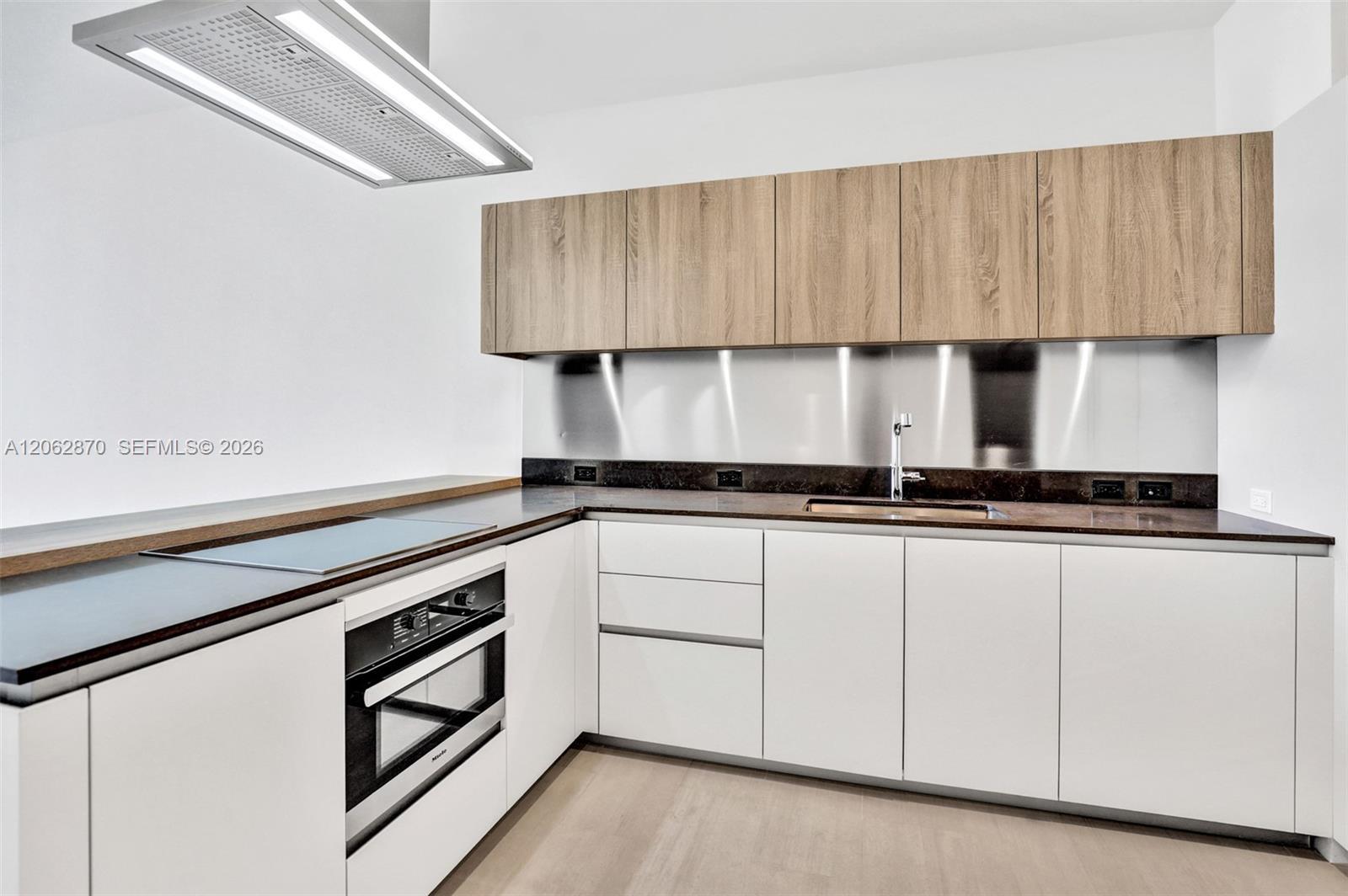 1000 Brickell Plaza # 1904, Miami FL 33131 photo 3