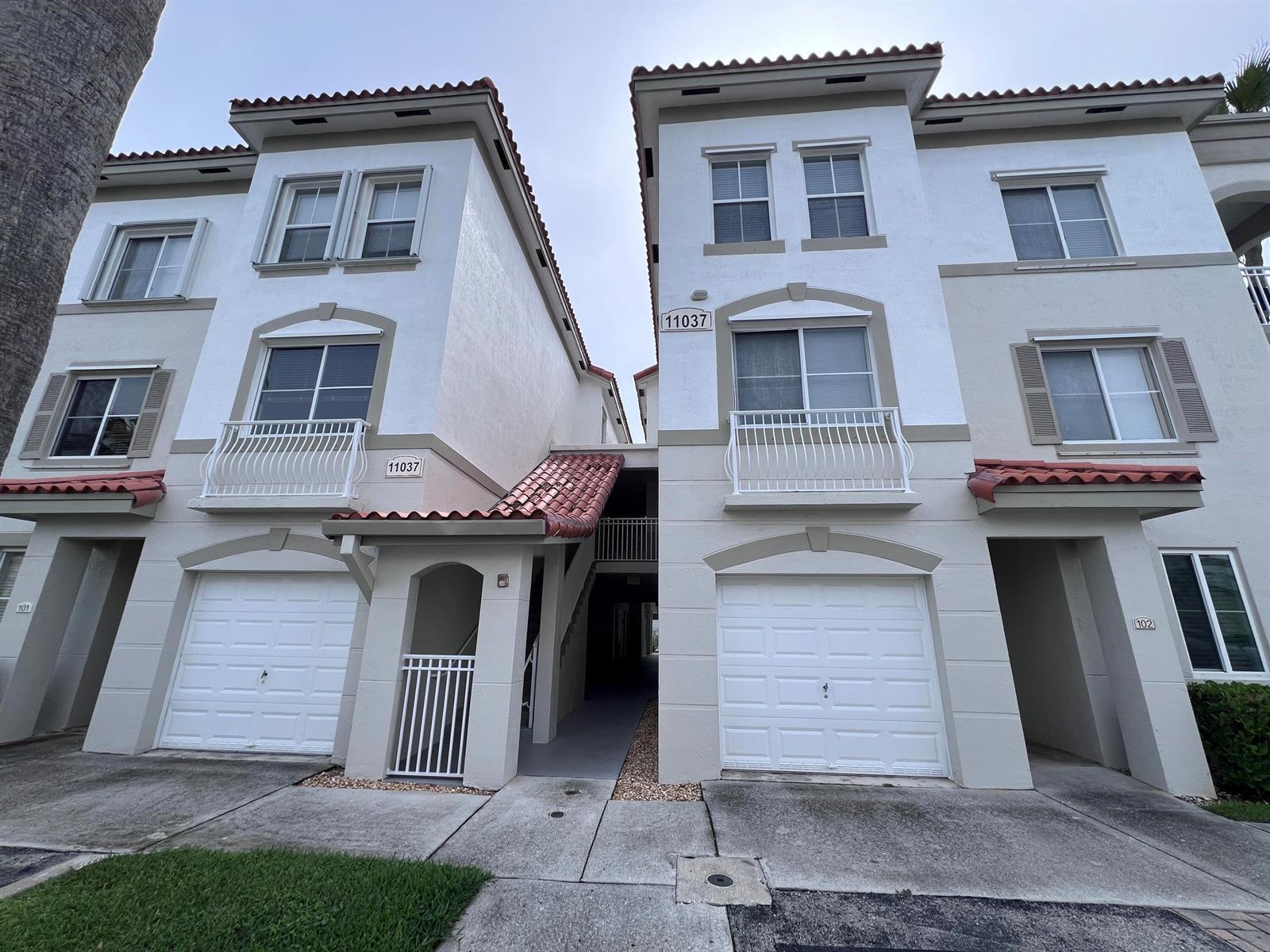 11037 LEGACY Boulevard # 204, Palm Beach Gardens FL 33410 photo 2