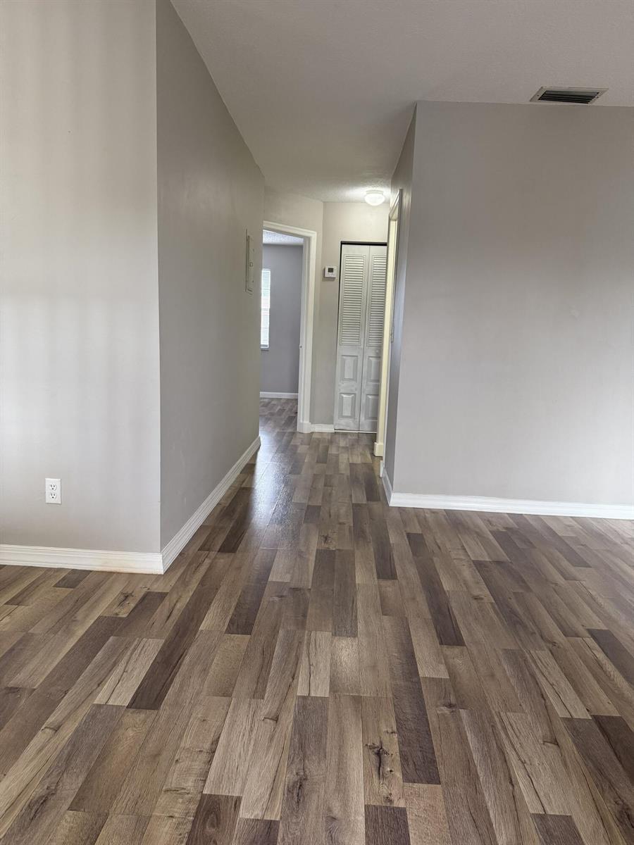1409 LAKE Avenue # 6, FL 33460 photo 3