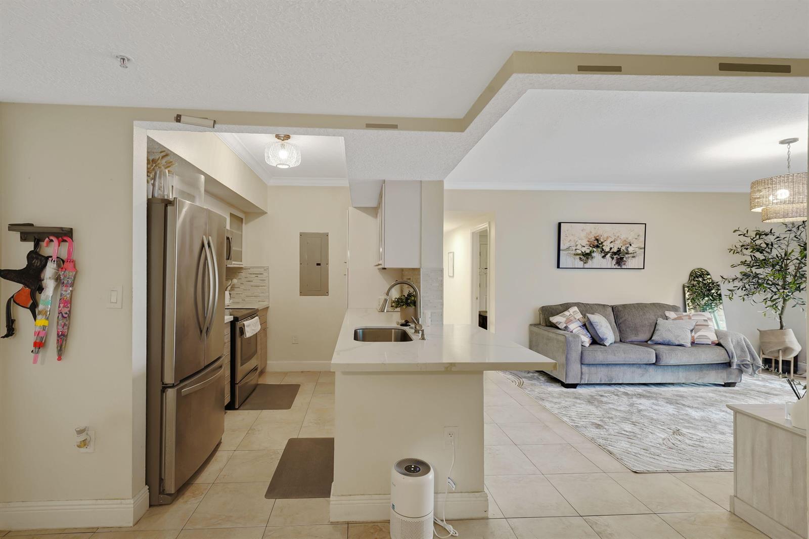 231 SW 116TH Avenue # 19208, Pembroke Pines FL 33025 photo 3