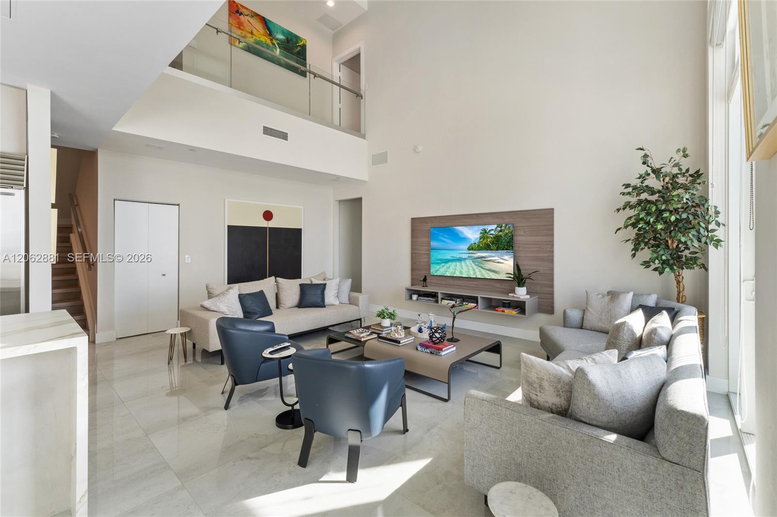 950 Brickell Bay Dr # 5507, Miami FL 33131 photo 2