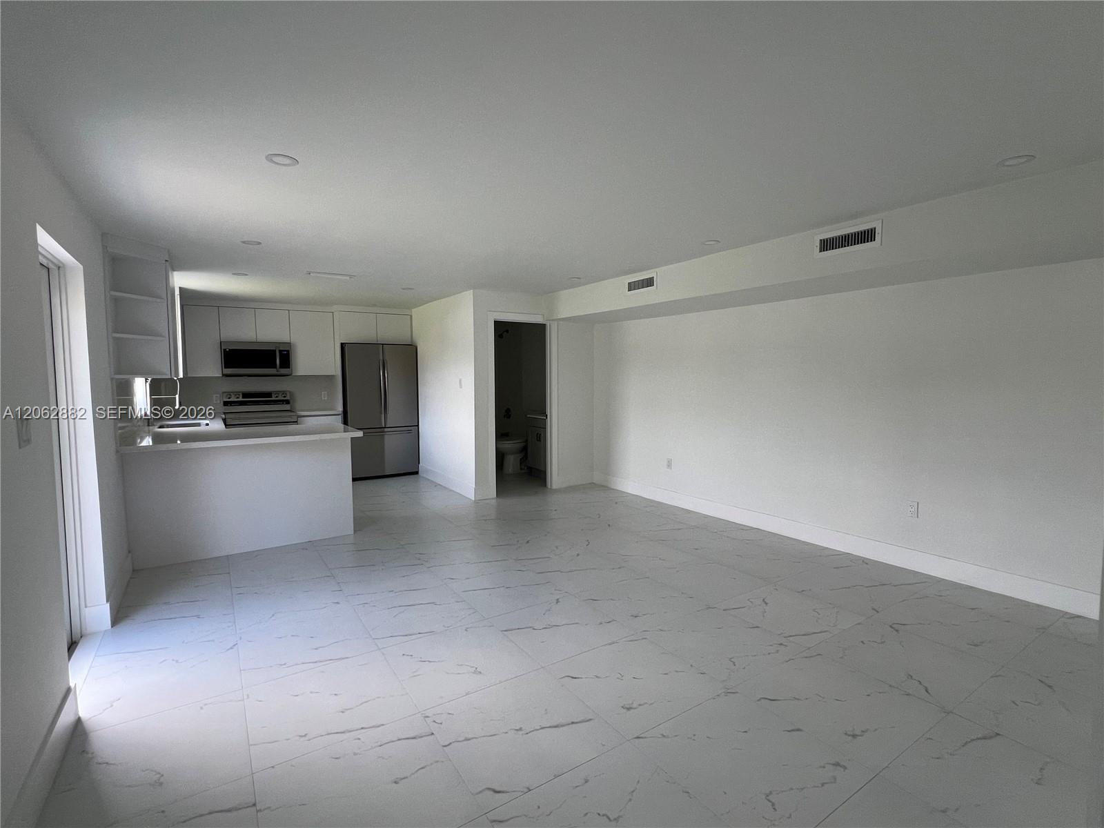 705 E 20th St, Hialeah FL 33013 photo 3