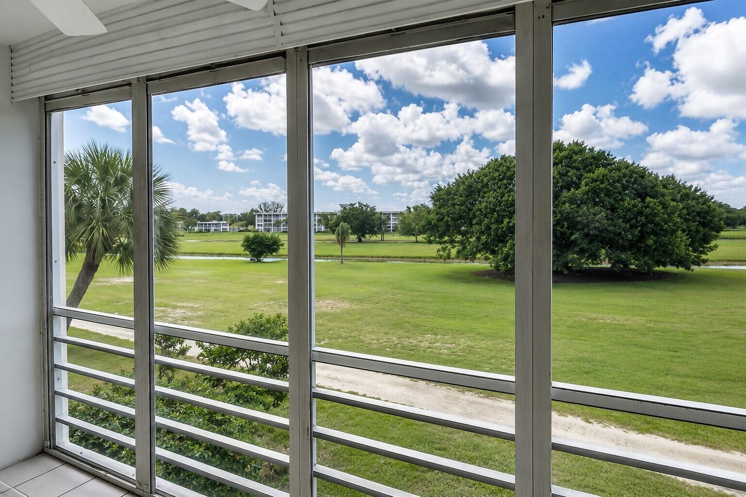 2691 S COURSE Drive # 307, Pompano Beach FL 33069 photo 5