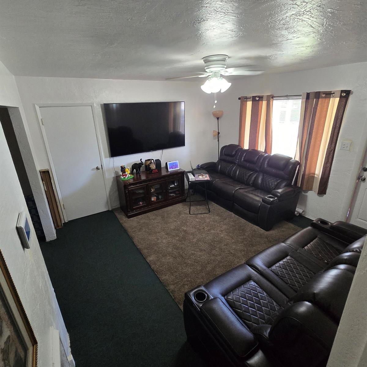 617 NW 13TH Terrace, Fort Lauderdale FL 33311 photo 2