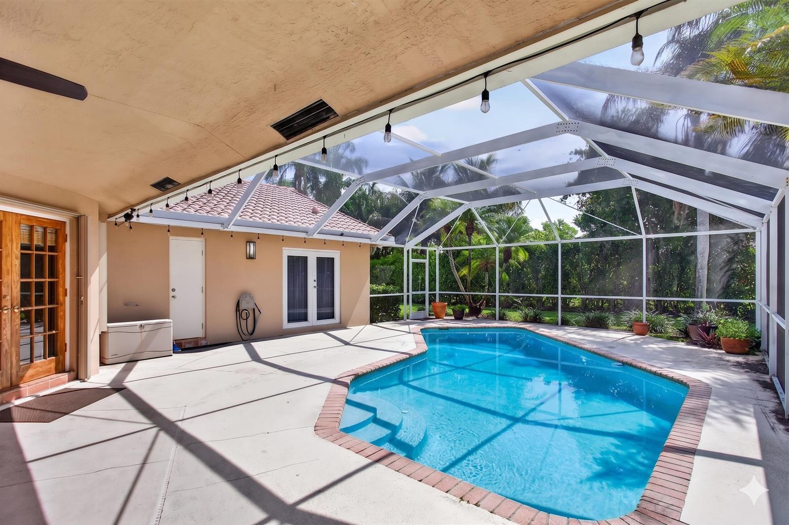 5333 N Springs Way, Coral Springs FL 33076 photo 4
