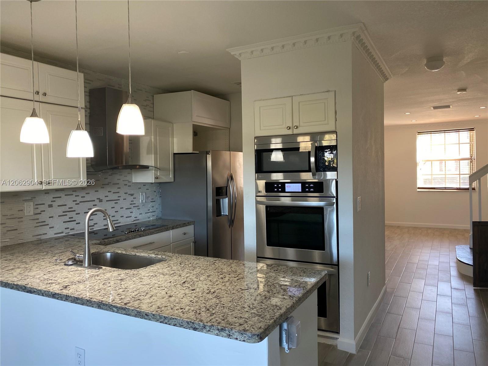 Homestead, FL 33033 photo 2