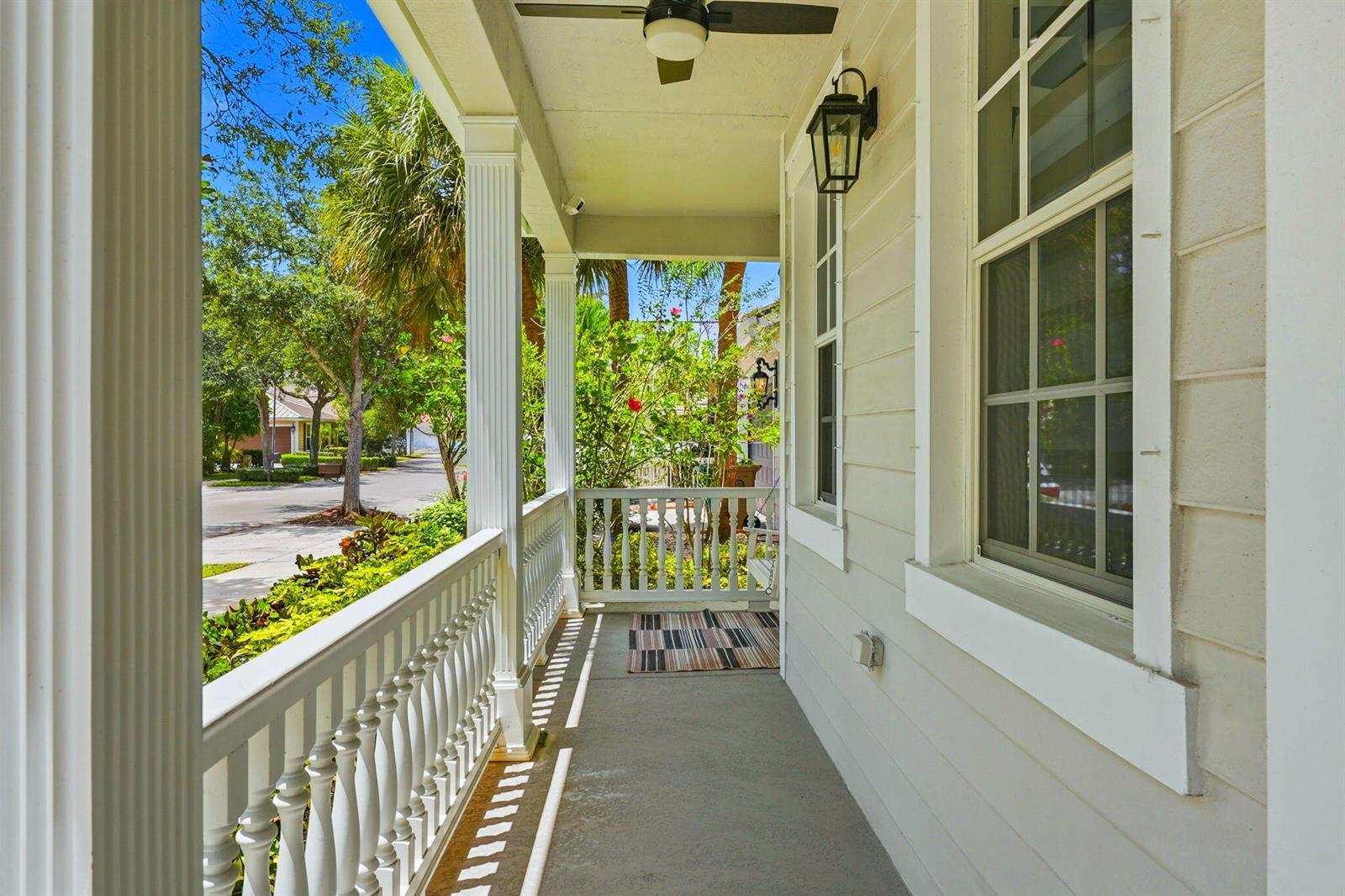 4762 VILLAGE Way, Davie FL 33314 photo 2