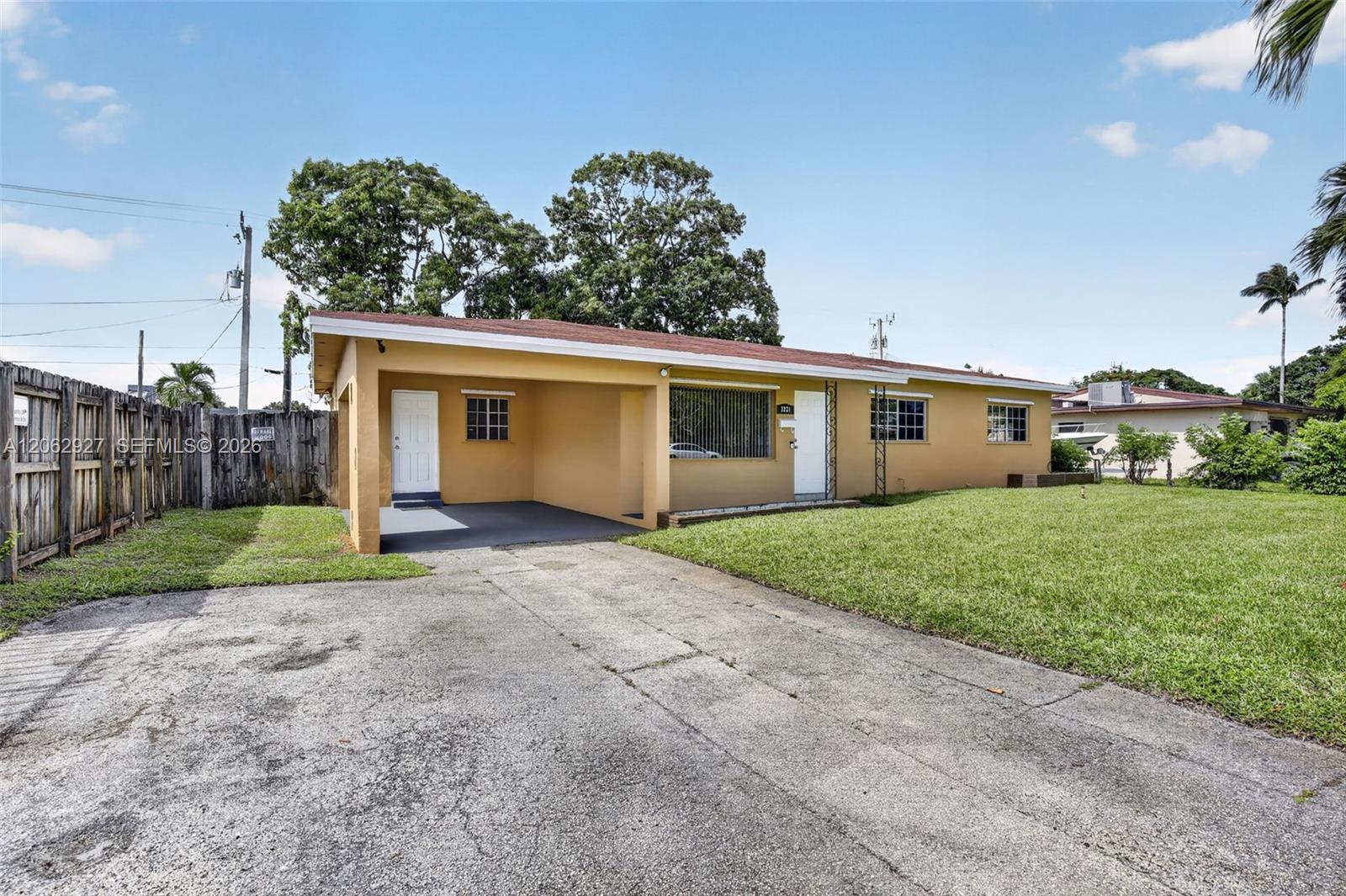 3221 Auburn Blvd, Fort Lauderdale FL 33312 photo 2
