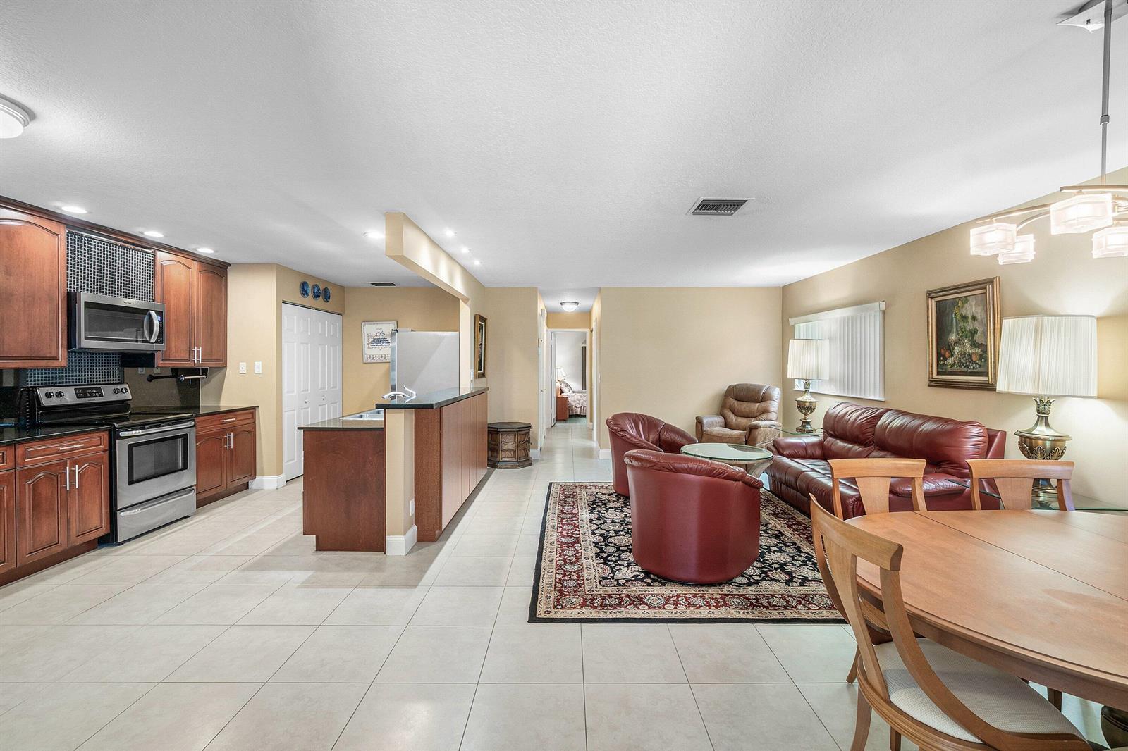 14595 LUCY Drive, Delray Beach FL 33484 photo 4