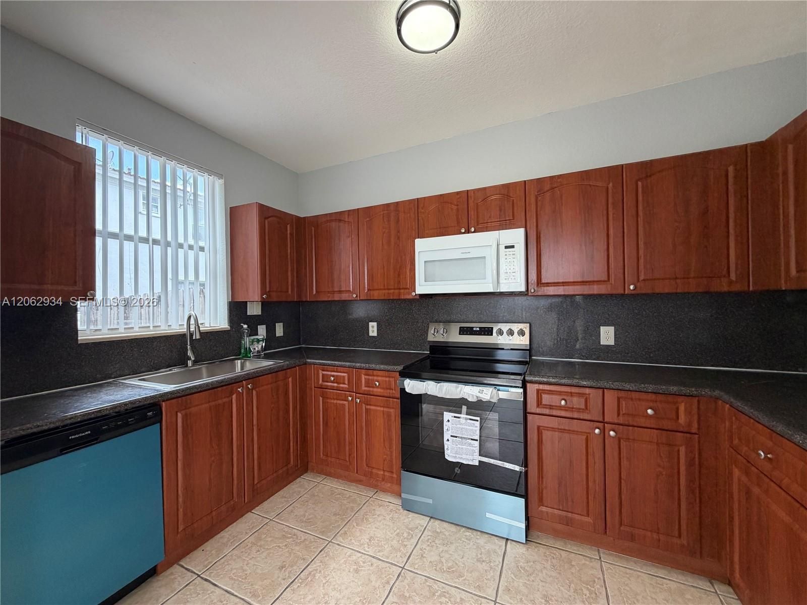 4096 SW 158th Ave # 65, Miramar FL 33027 photo 3
