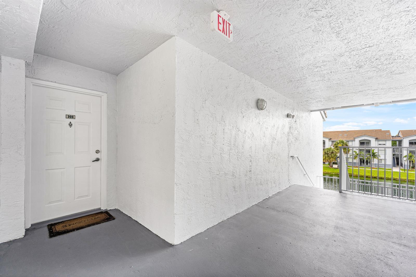 2620 S University Drive # 308, Davie FL 33328 photo 2