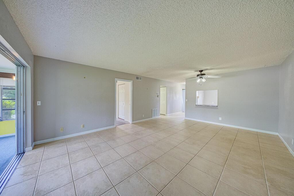 546 Covered Bridge Boulevard # A, Lake Worth FL 33467 photo 5