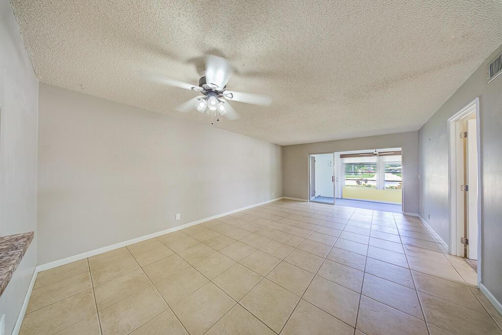 546 Covered Bridge Boulevard # A, Lake Worth FL 33467 photo 4