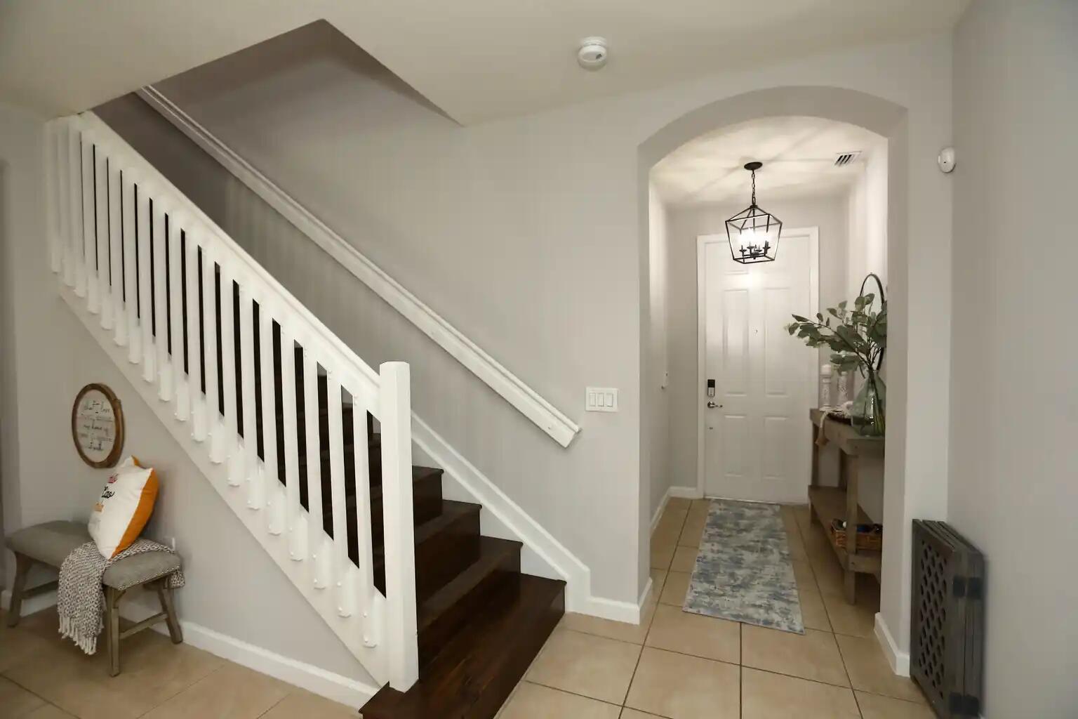 807 E Village Circle, Davie FL 33325 photo 5