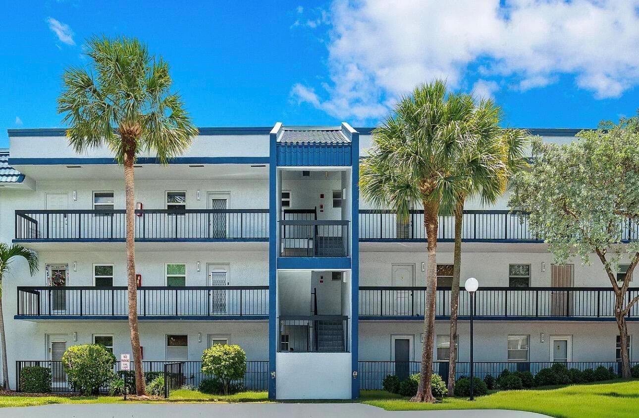 3170 HOLIDAY SPRINGS Boulevard # 309, Margate FL 33063 photo 2