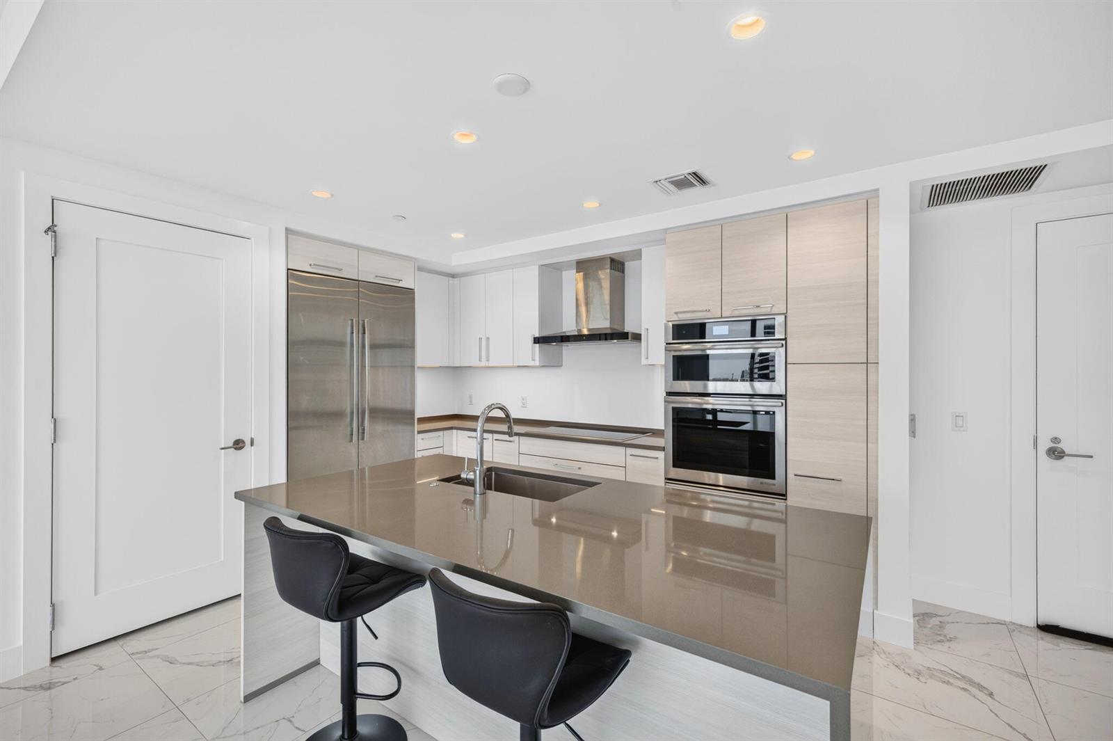100 E Las Olas Boulevard # 1902, Fort Lauderdale FL 33301 photo 3