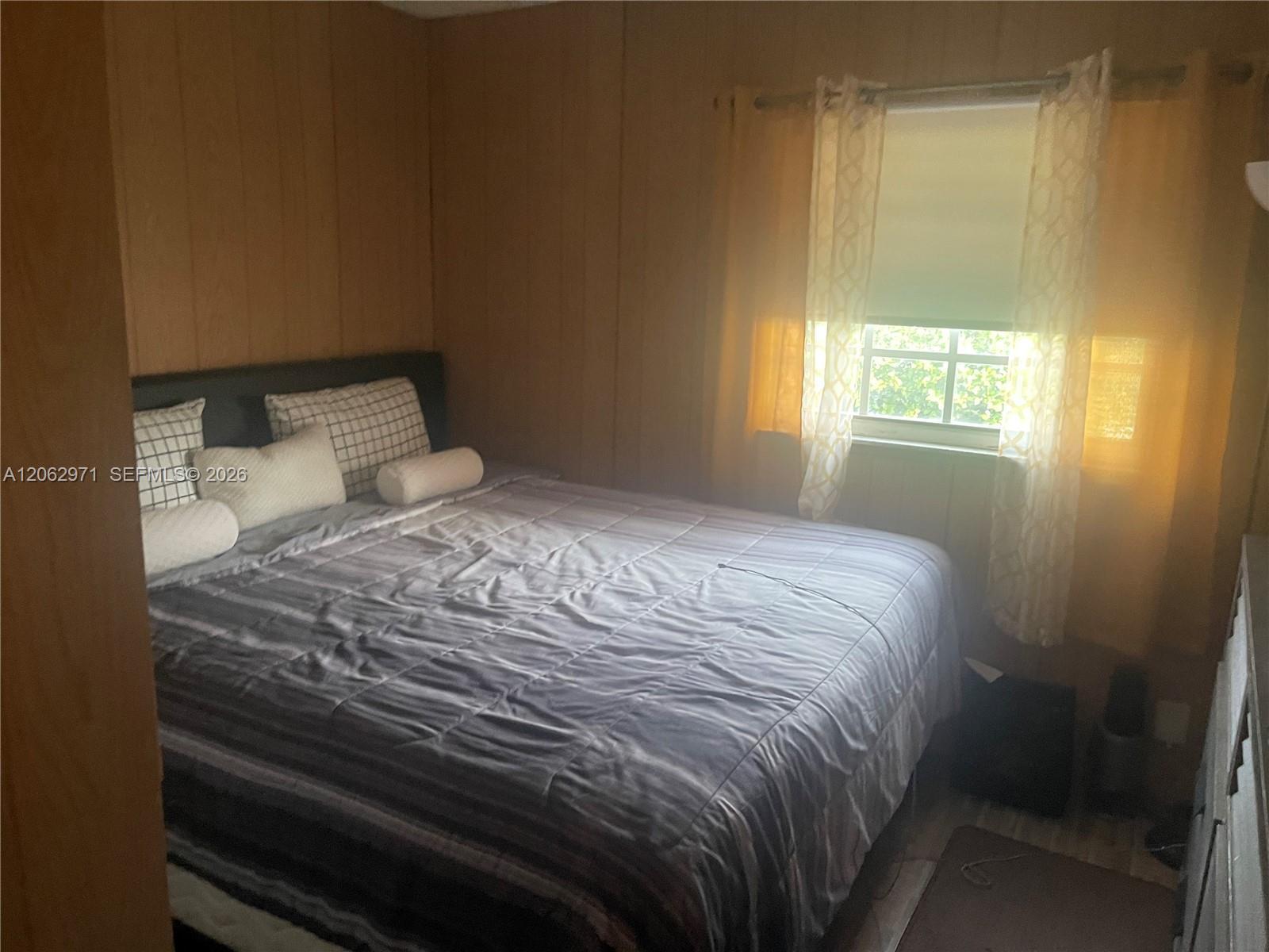 2311 NW 27th Ter, Fort Lauderdale FL 33311 photo 5