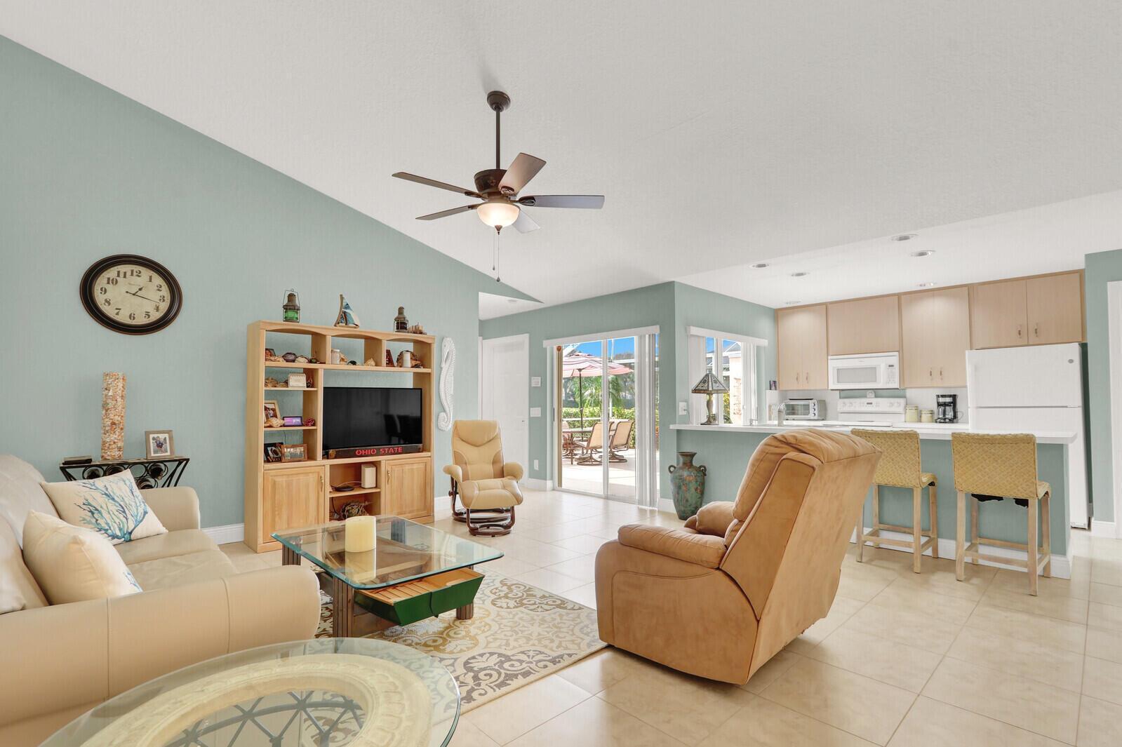 1904 APPLETON Court, Palm Beach Gardens FL 33403 photo 5