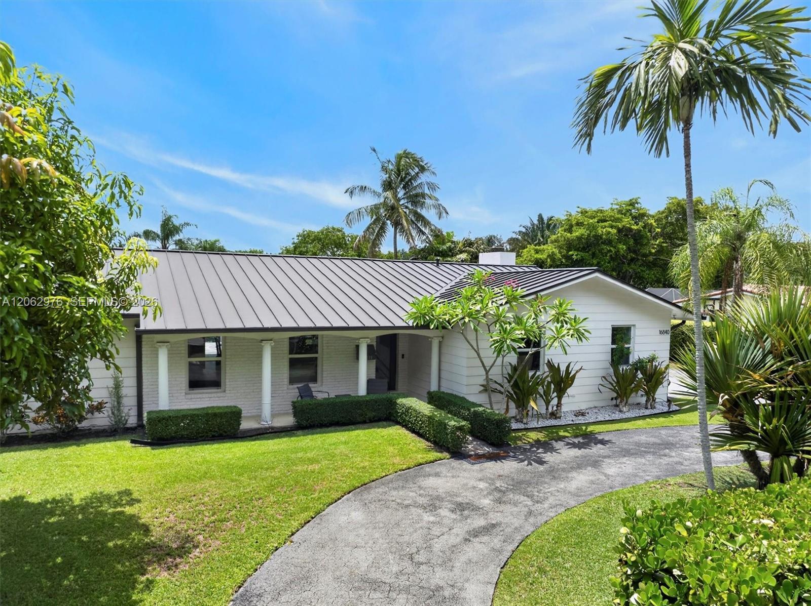 16840 SW 87th Ave, Palmetto Bay FL 33157