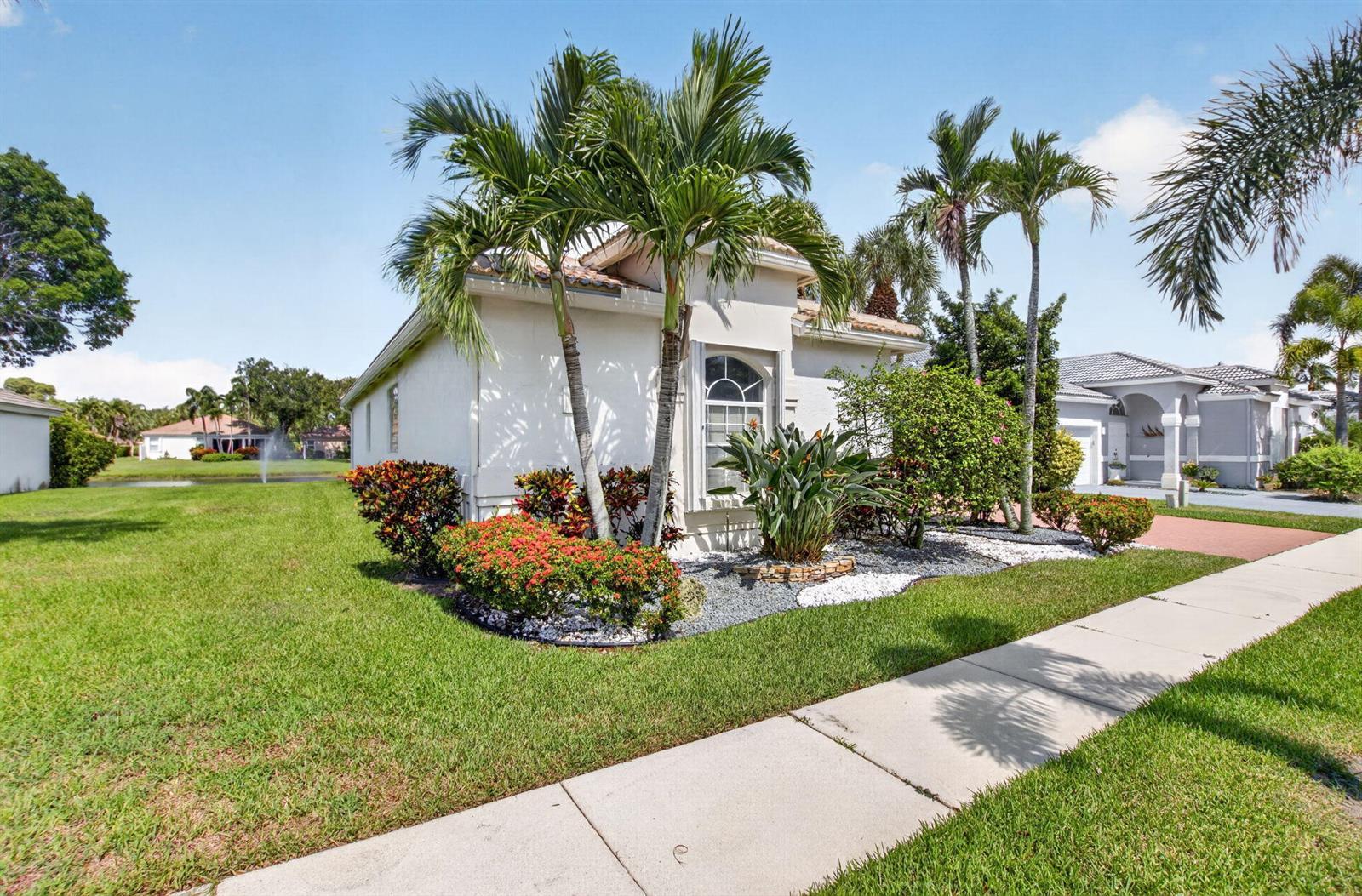9773 Arbor View Drive S, Boynton Beach FL 33437 photo 2