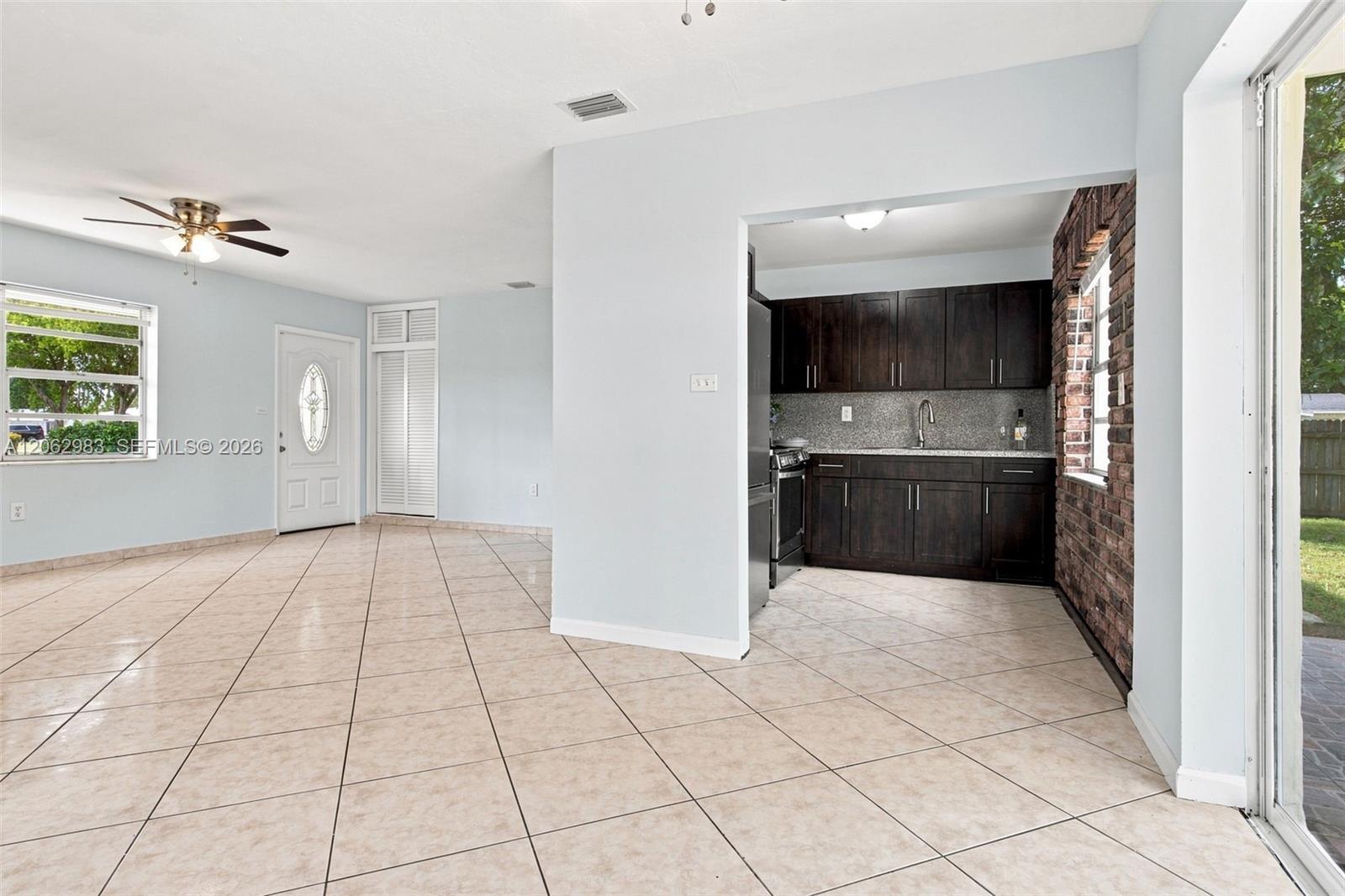 200 N 69th Ter, Hollywood FL 33024 photo 4