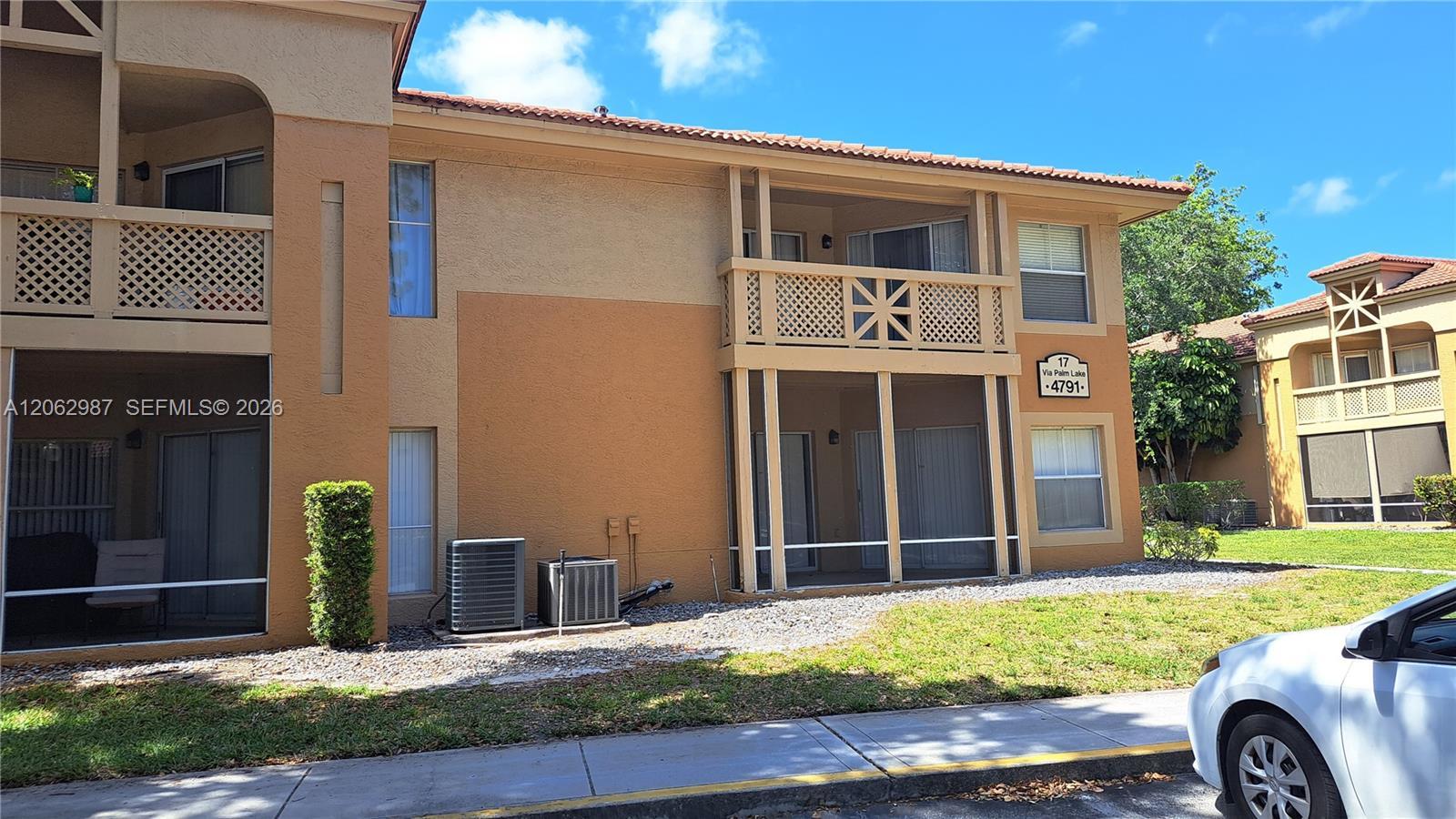 4791 Via Palm Lks # 1701, West Palm Beach FL 33417 photo 2