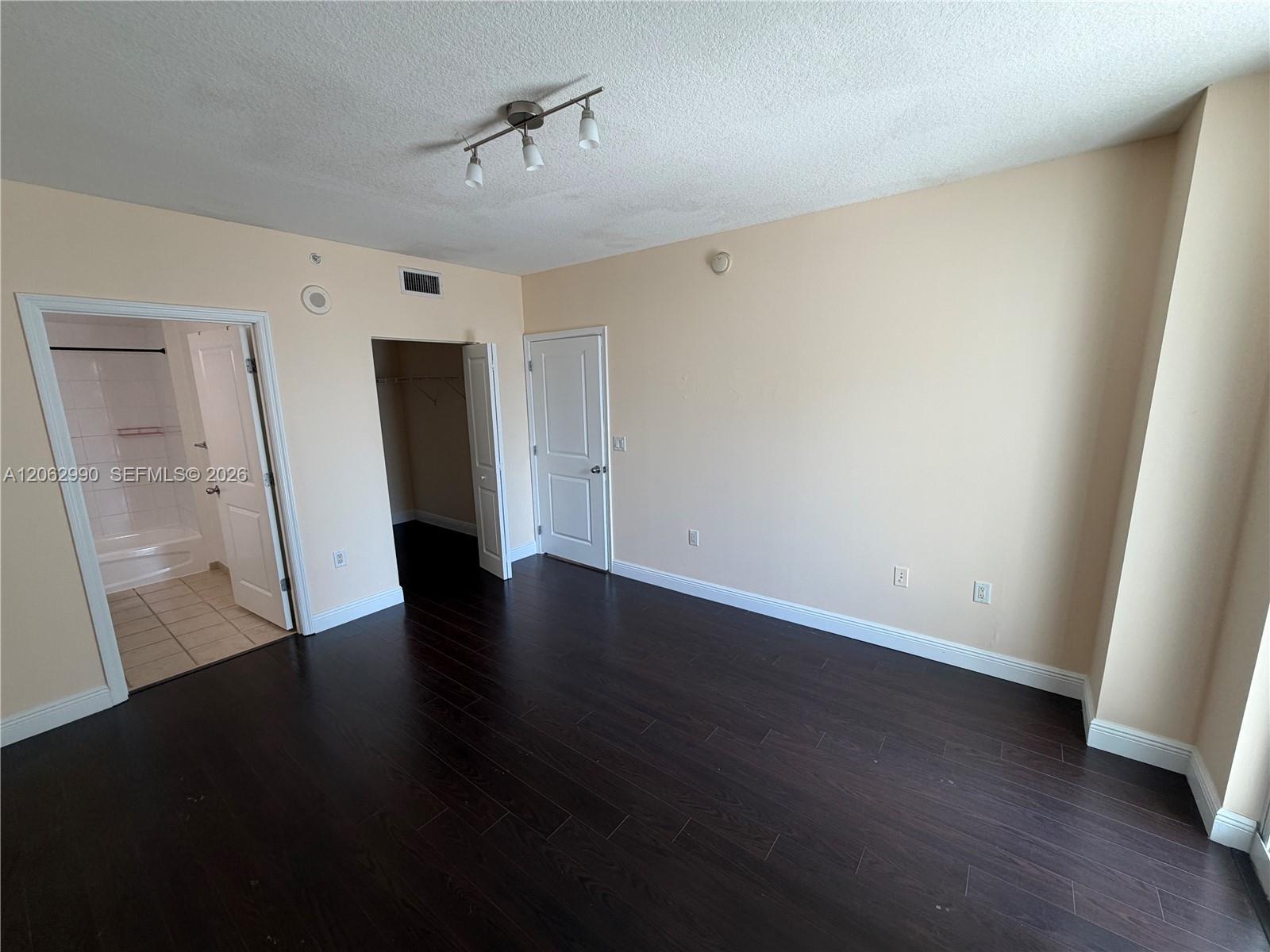 1250 S Miami Ave # 1912, Miami FL 33130 photo 5