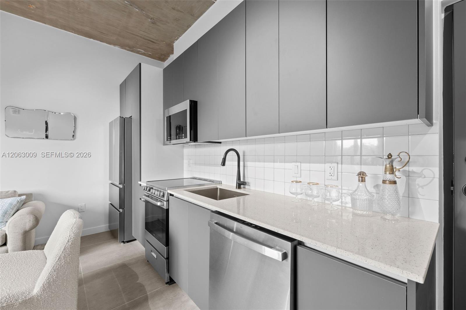 315 NW 32 ST # 303, Miami FL 33127 photo 4