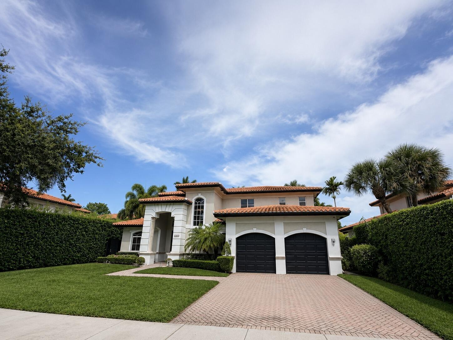 7952 NW 161ST Terrace, Miami Lakes FL 33016 photo 3