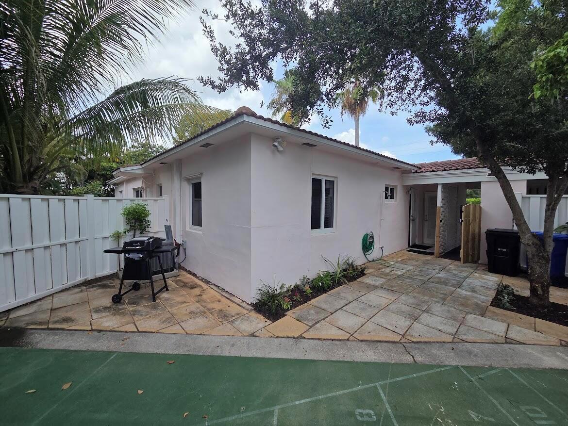 1152 Bayview Drive # 1152, Fort Lauderdale FL 33304 photo 5