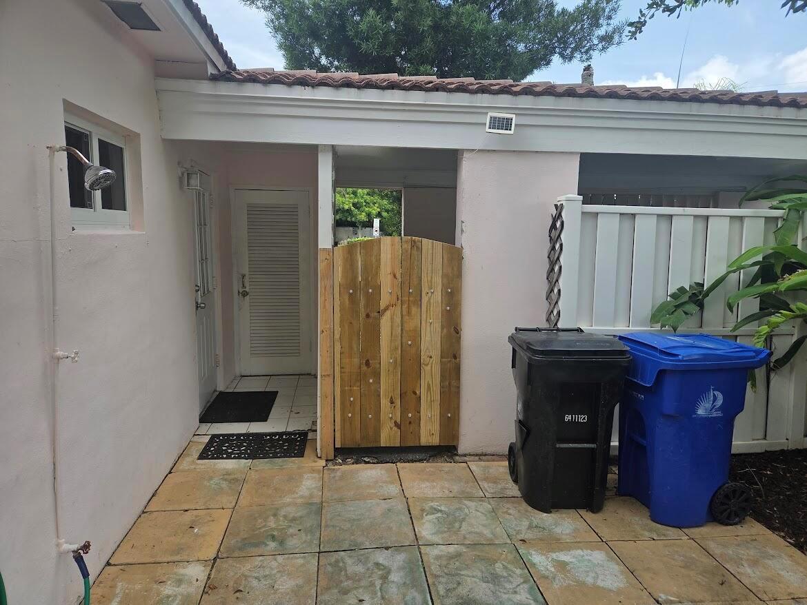 1152 Bayview Drive # 1152, Fort Lauderdale FL 33304 photo 4