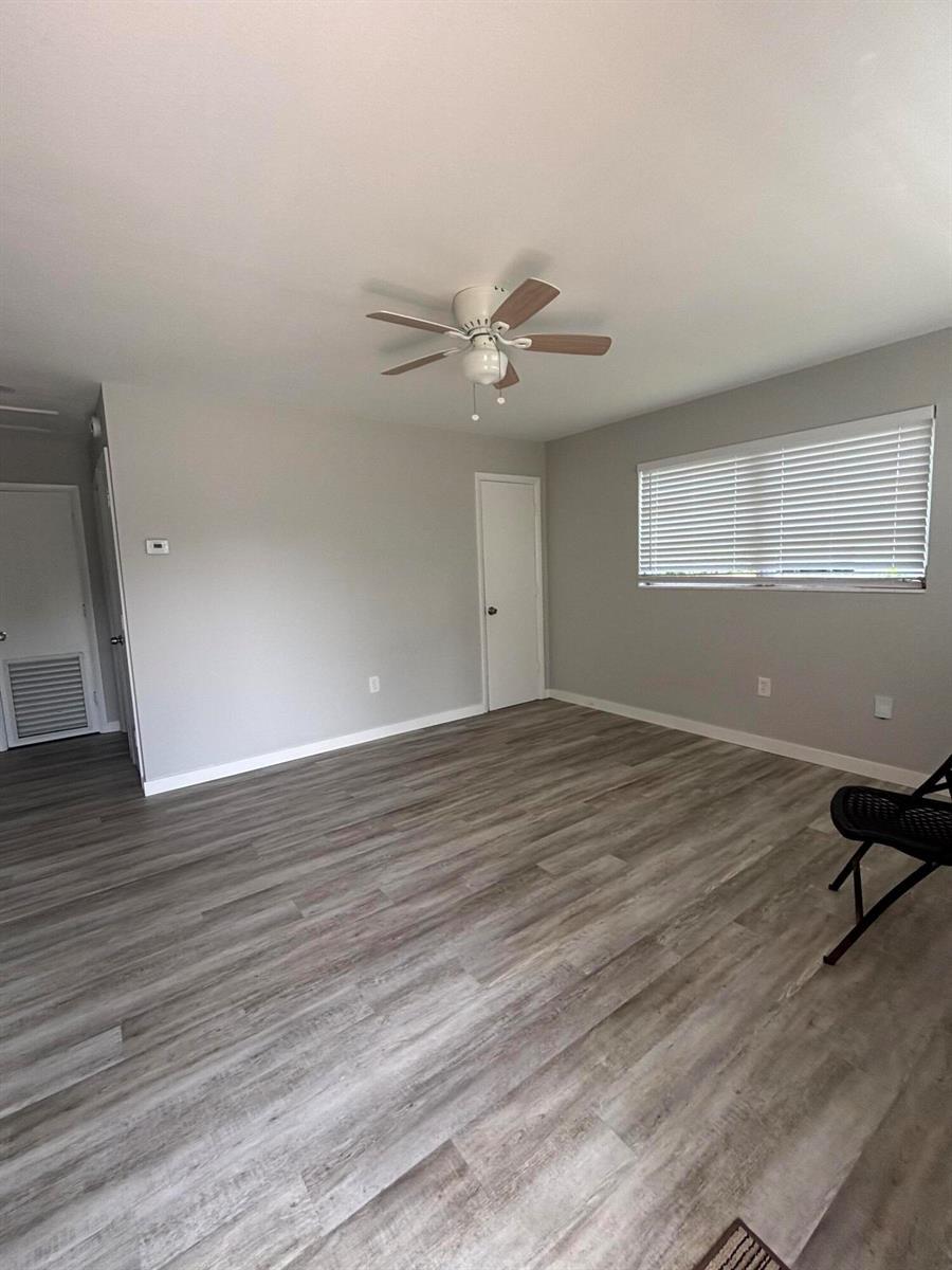 9109 BAMBOO Drive, Palm Beach Gardens FL 33410 photo 2