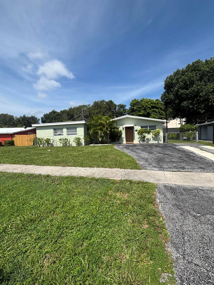 9109 BAMBOO Drive, Palm Beach Gardens FL 33410