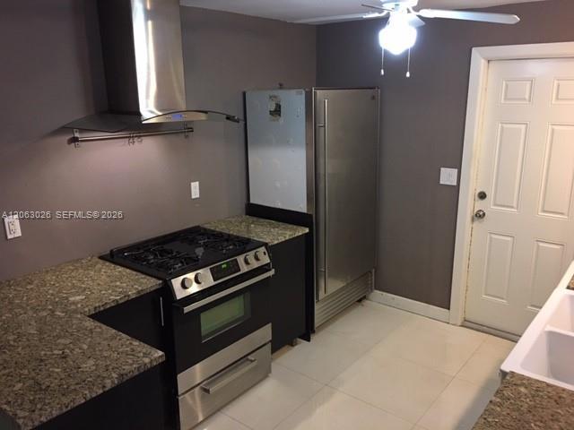 7521 NW 23rd St, Sunrise FL 33313 photo 3