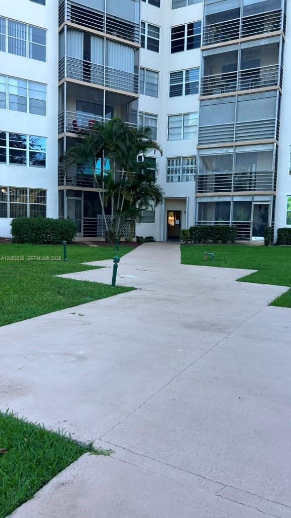 1300 Saint Charles Pl # 202, Pembroke Pines FL 33026 photo 4
