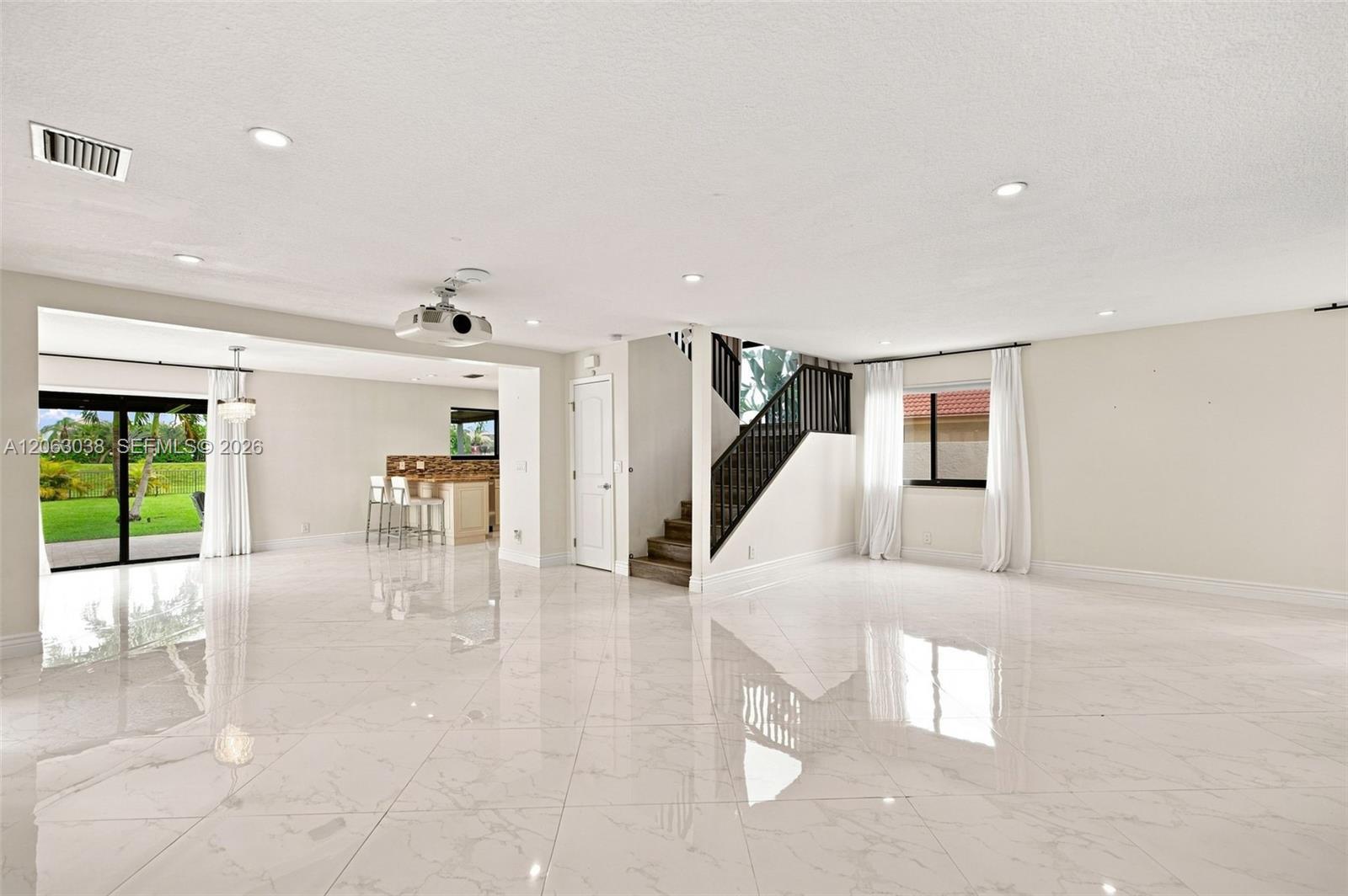 3931 NW 7th Pl, Deerfield Beach FL 33442 photo 4