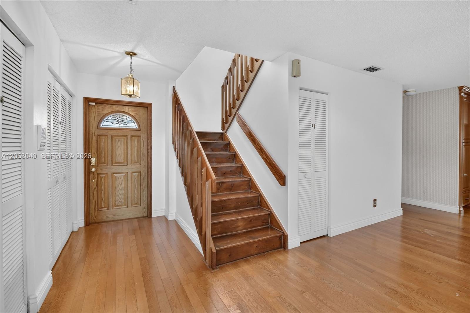 8680 SW 57th Ct, Cooper City FL 33328 photo 4
