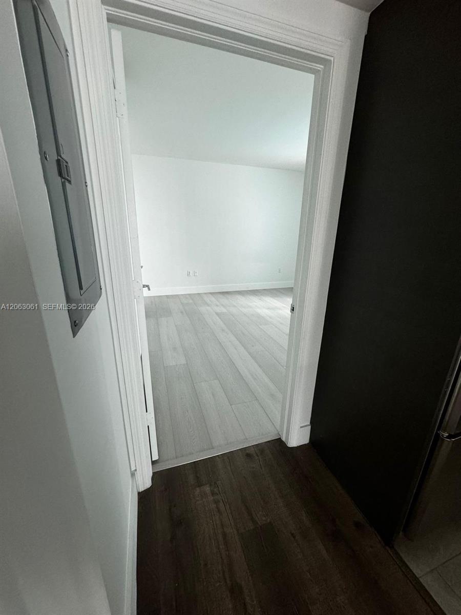 500 Brickell Ave # 1207, Miami FL 33131 photo 3