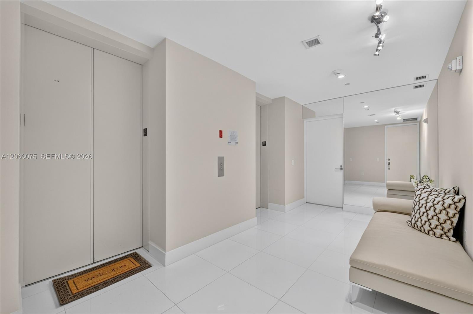 1100 Biscayne Boulevard # 2902, Miami FL 33132 photo 2