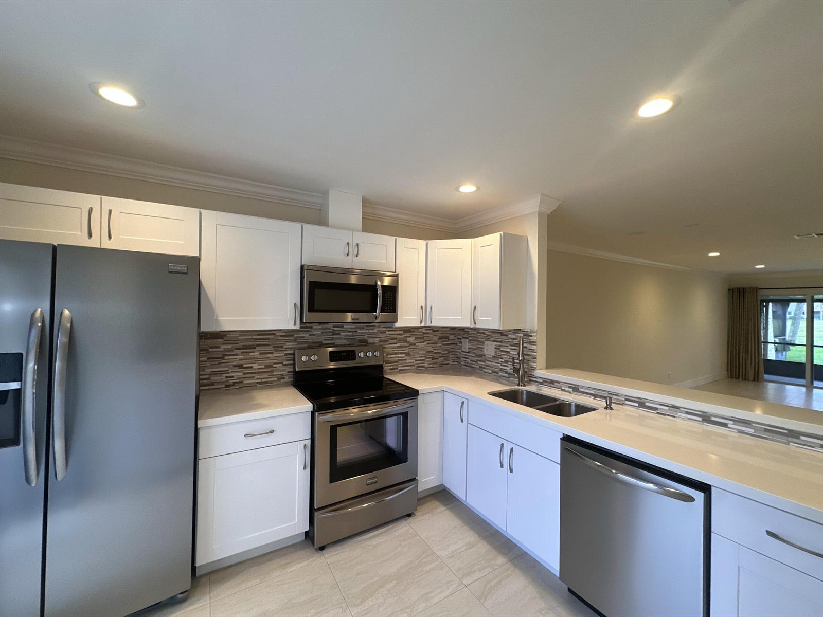 9638 NW 65th Street # C10, Tamarac FL 33321 photo 2