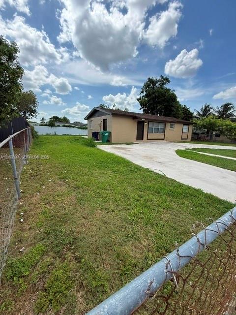 27902 SW 129th Ct, Homestead FL 33032 photo 2