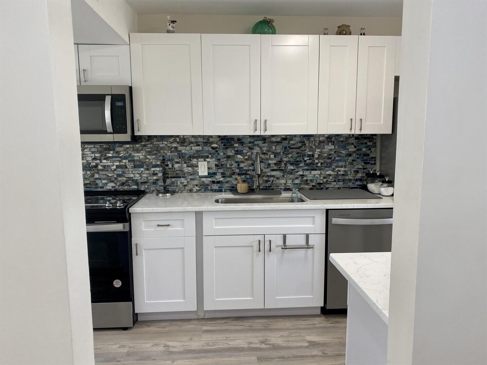 4501 FOUNTAINS Drive S # 106, Lake Worth FL 33467 photo 5