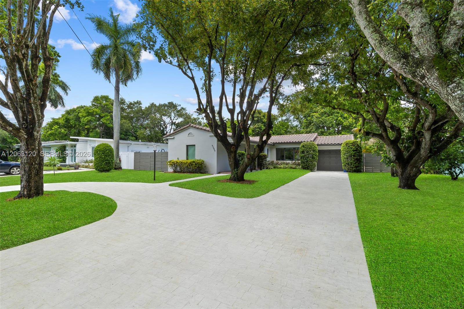 9350 NE 9th Place, Miami Shores FL 33138 photo 3
