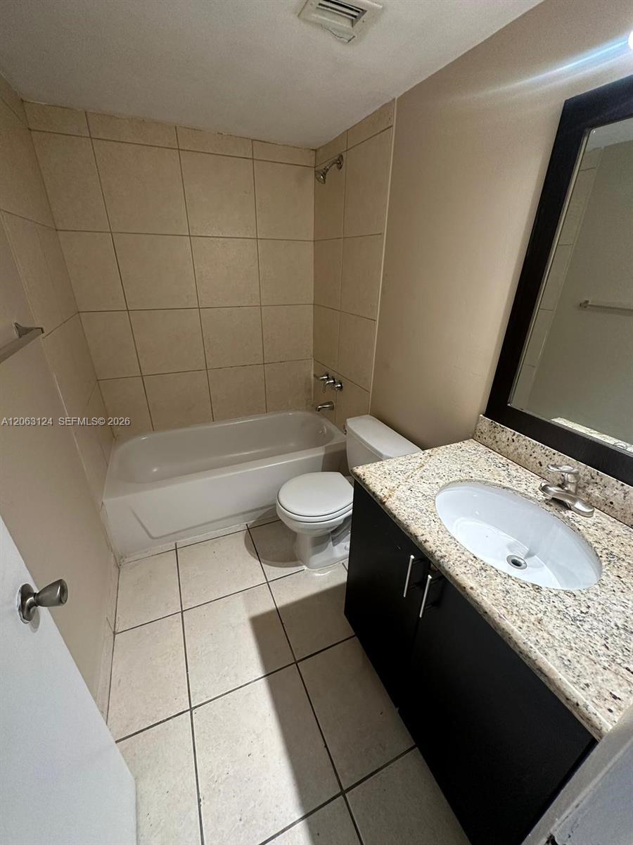 482 NW 165th St Rd # A306, Miami FL 33169 photo 2