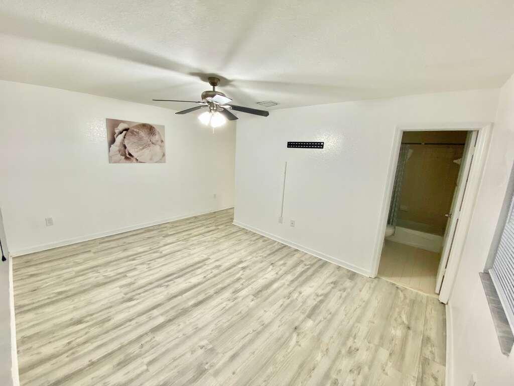 18951 SW 113TH Place, Miami FL 33157 photo 3