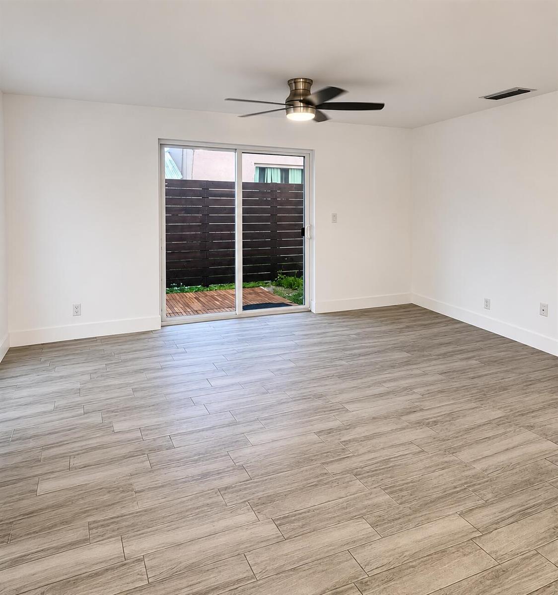 134 NW 57th Street, Oakland Park FL 33309 photo 3
