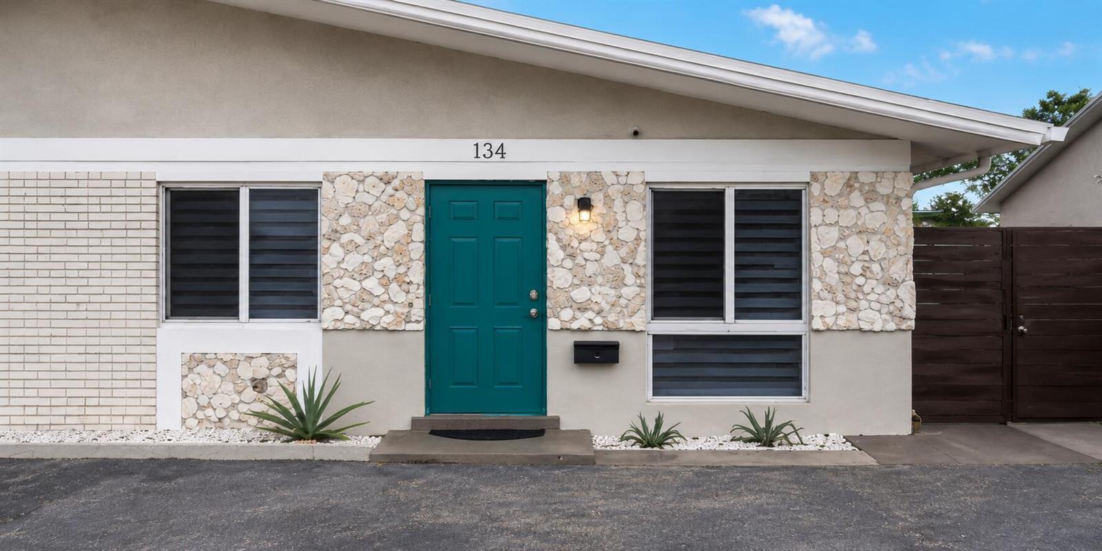 134 NW 57th Street, Oakland Park FL 33309